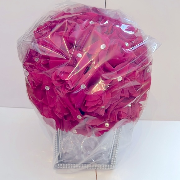 Custom fuchsia rose ball with rhinestones in a glass vase & crystal diamonds.l - Picture 10 of 10